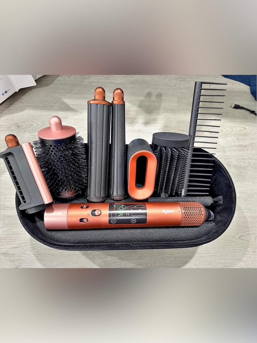 Dyson Airwrap i.d.™Multi-Styler in Amber Silk w/all attachments GENUINE USED.